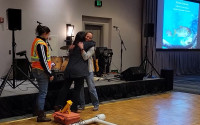 Mariska Obedzinski receiving the Golden Pipe Award