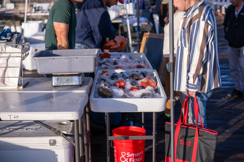seafood vendor at santa barbara fishermen's market